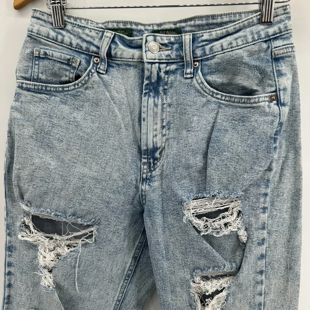 Wild Fable Mom Jeans Womens 8 Acid Blue Light Wash Denim Distressed Stretch